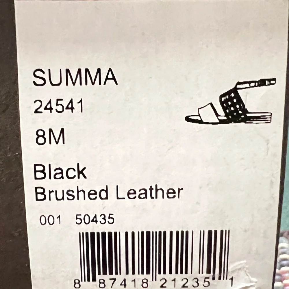 Cushioned sole sandals, NWOT - Picture 4 of 5